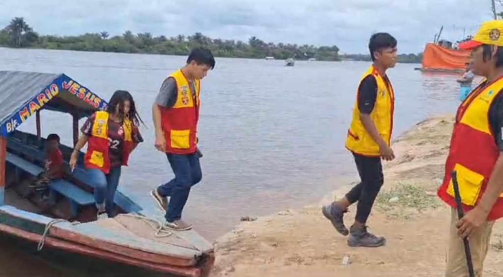 Junta vecinal Los combatientes de Santo Tomás realizan patrullaje