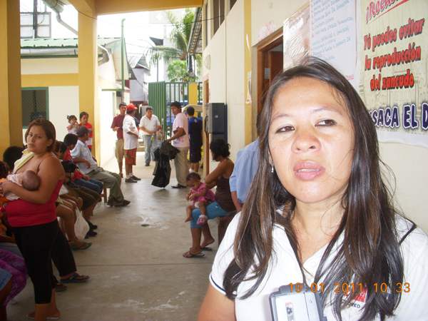 Dra. Diana Mattos, responsable del Centro de Salud de Bellavista Nanay, donde van disminuyendo casos con dengue.