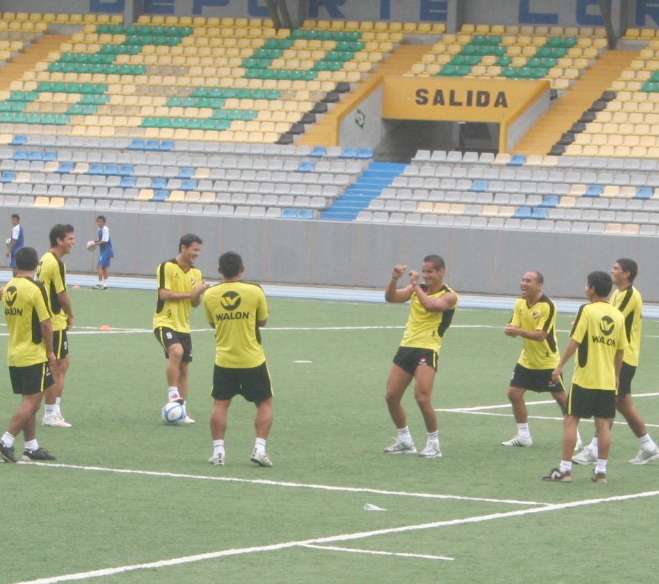 Hugo Castillo se lució con sus pasos de baile
