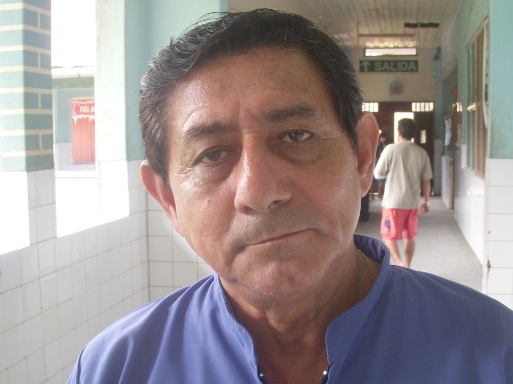 Dr. Ciro Torrejón, director general del Hospital "César Garayar García".