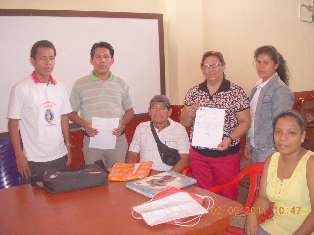 Maestros con nota aprobatoria que luchan por una plaza de nombramiento, agradecen a alcalde de Maynas.