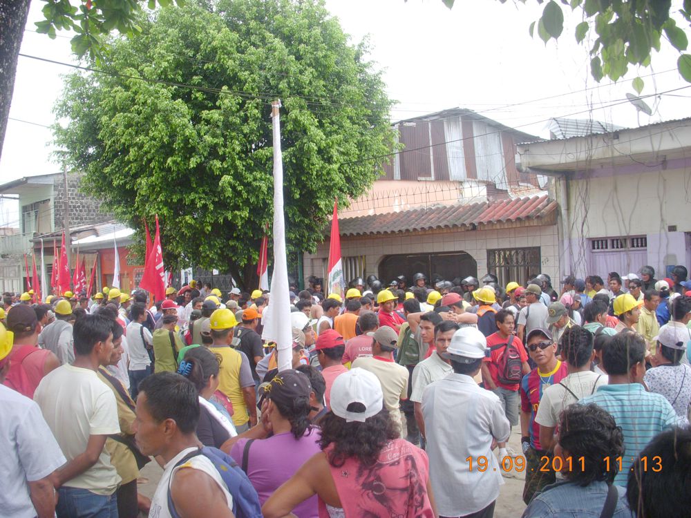 Trabajadores de Construcción Civil protestaron frente a la OPIPP.