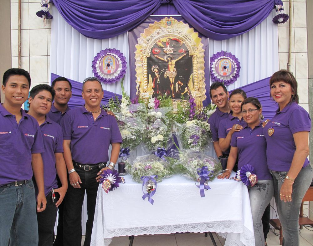 Familia Marín - Meléndez permanentes colaboradores de la hermandad