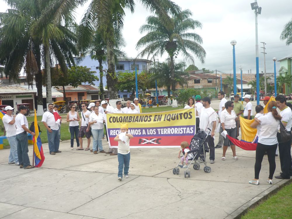 Colombianos marcharon por la paz y en rechazo a las Farc y la violencia.