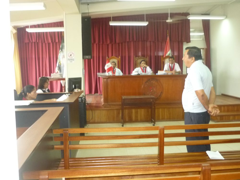 Denunciado por peculado, sigue hasta la fecha siendo jefe de mantenimiento del Hospital Apoyo Iquitos. De 20 personas denunciadas sólo quedó él como implicado principal.