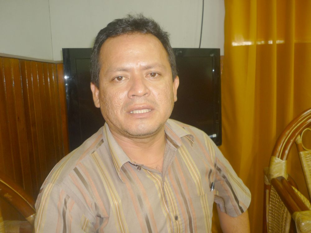 Director regional de educación de Loreto, Prof. Emilio León Agnini Rodríguez, desea tomar acciones correctivas a tiempo.
