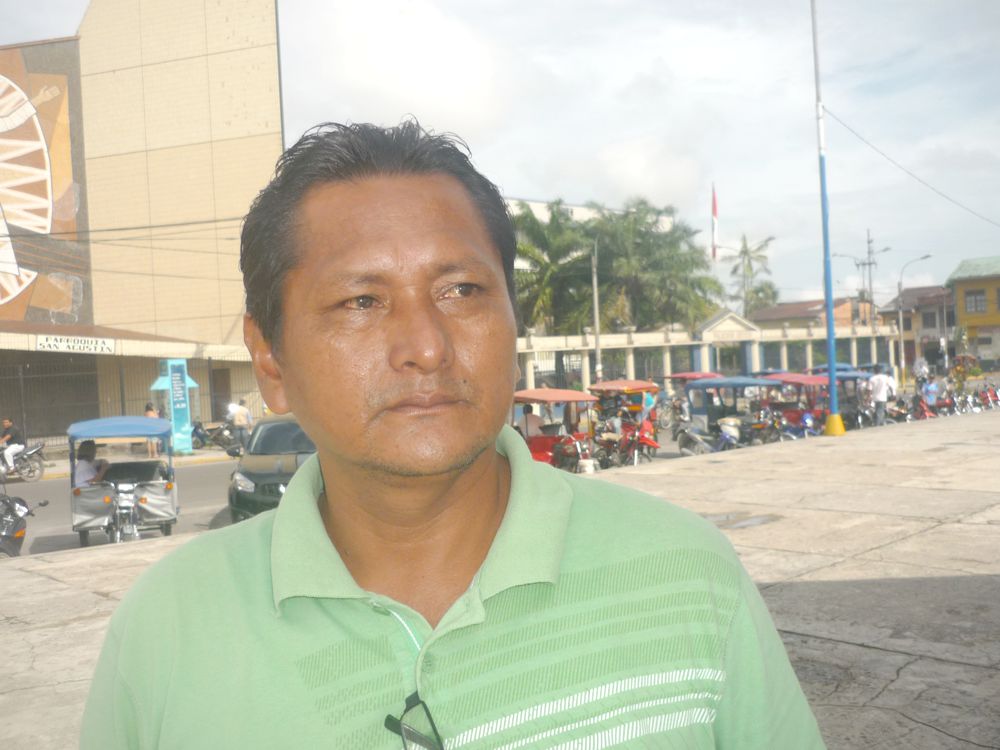 Prof. Leandro Paima, secretario de prensa del sindicato de docentes y directivos de las Instituciones Educativas de la zona rural de la región Loreto.