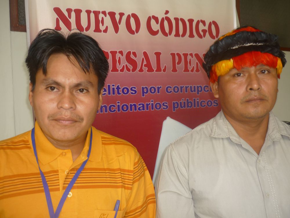 Apu y Tnte. Gobernador de la Comunidad Indígena 