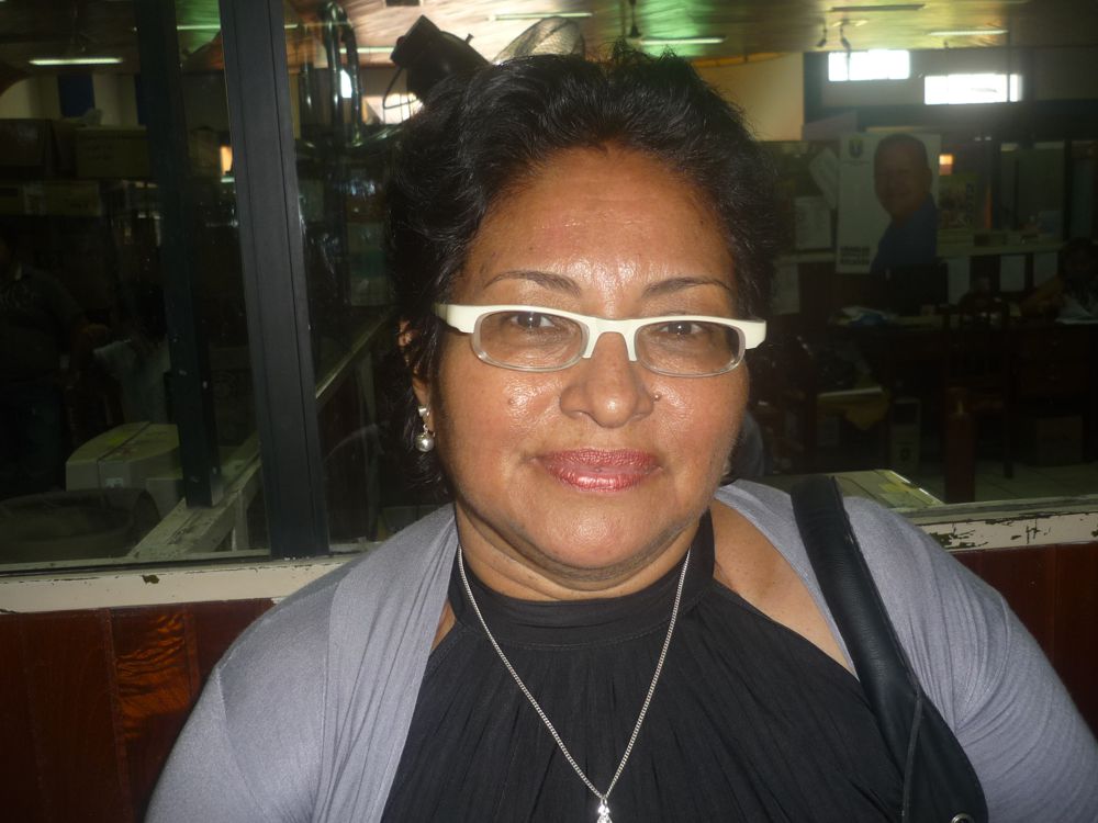 Trabajadora administrativa del sector educación Rosana Villasís.