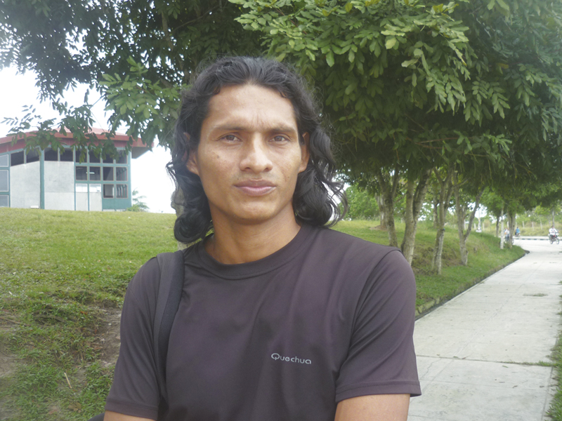 Estudiante de Derecho, indígena José Fachín, anuncia medidas radicales que adoptará FEDIQUEP en río Marañón.