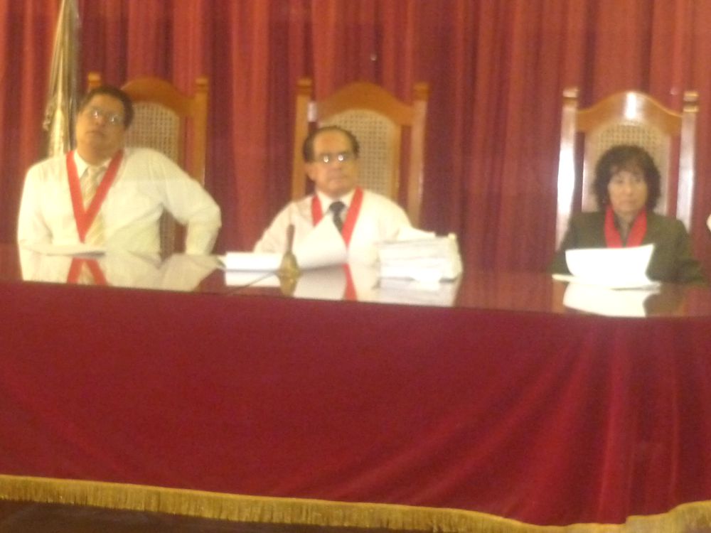 Sala Civil de la CSJL conformada por el Magistrado Aristóteles Álvarez, Antonio Bretoneche y Chavela Carrión.