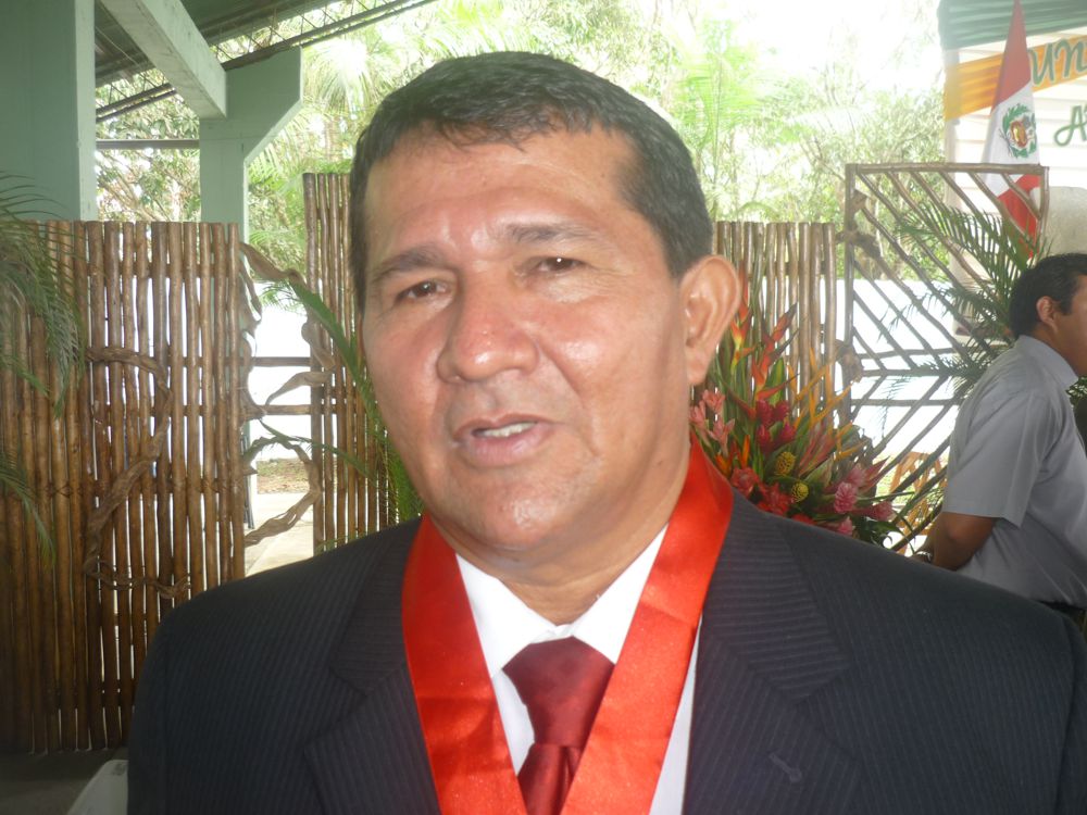 Alcalde de Belén Hermógenes Flores, dice que velará por la seguridad de los vendedores del mercado de Belén.