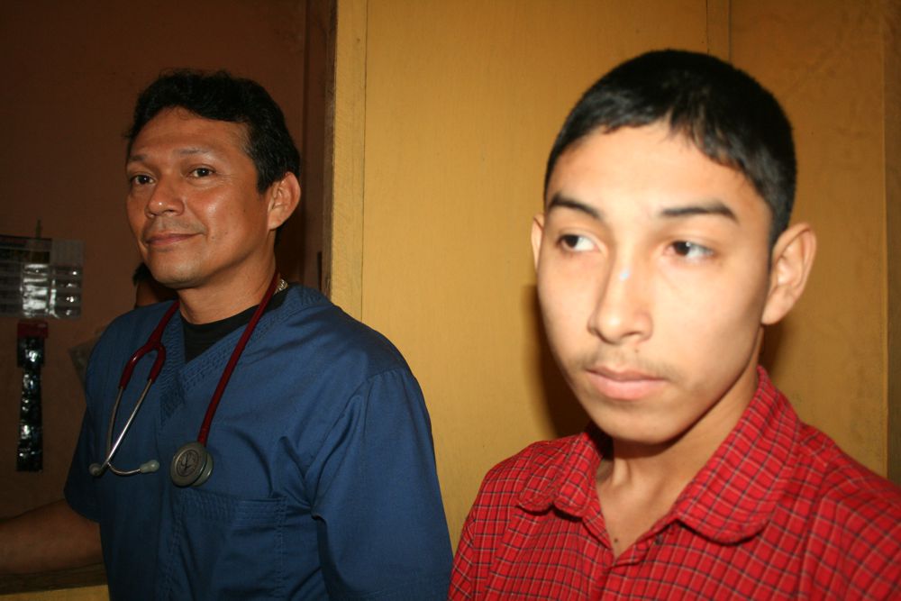 En la cárcel está un joven con alteraciones mentales que mató a su primita por burlarse de él. 