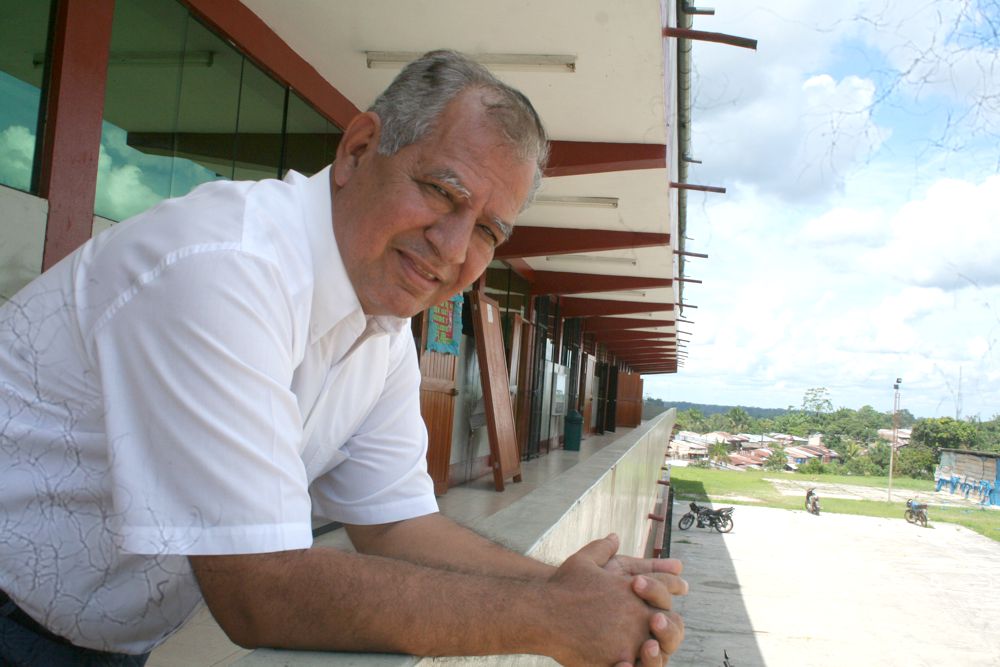 Ex rector de la UNAP Ing. José Torres Vásquez.