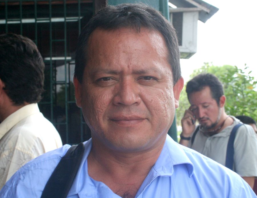 Director regional educación, profesor Emilio León Agnini Rodríguez.