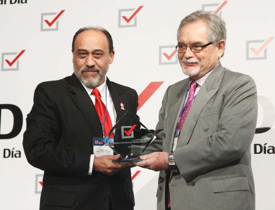 Reniec ganó dos premios por Buenas Prácticas en Gestión Pública.