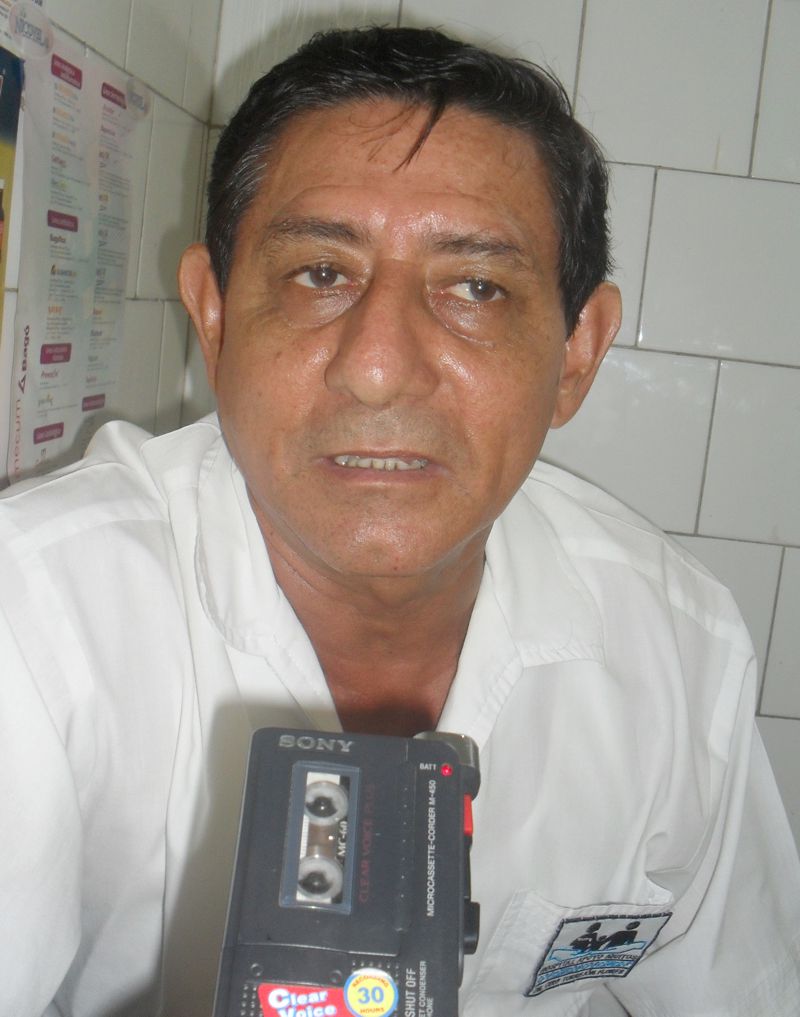 Dr. Ciro Torrejón, director del hospital "César Garayar García".