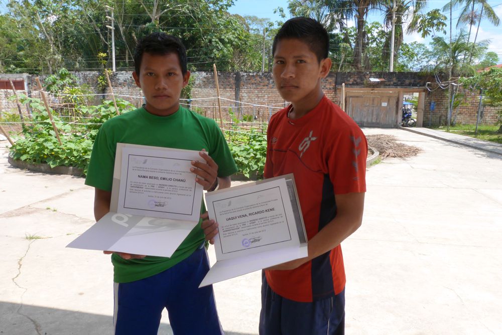 Jóvenes indígenas Matsés, estudiarán Enfermería y Administración en Universidad Privada.