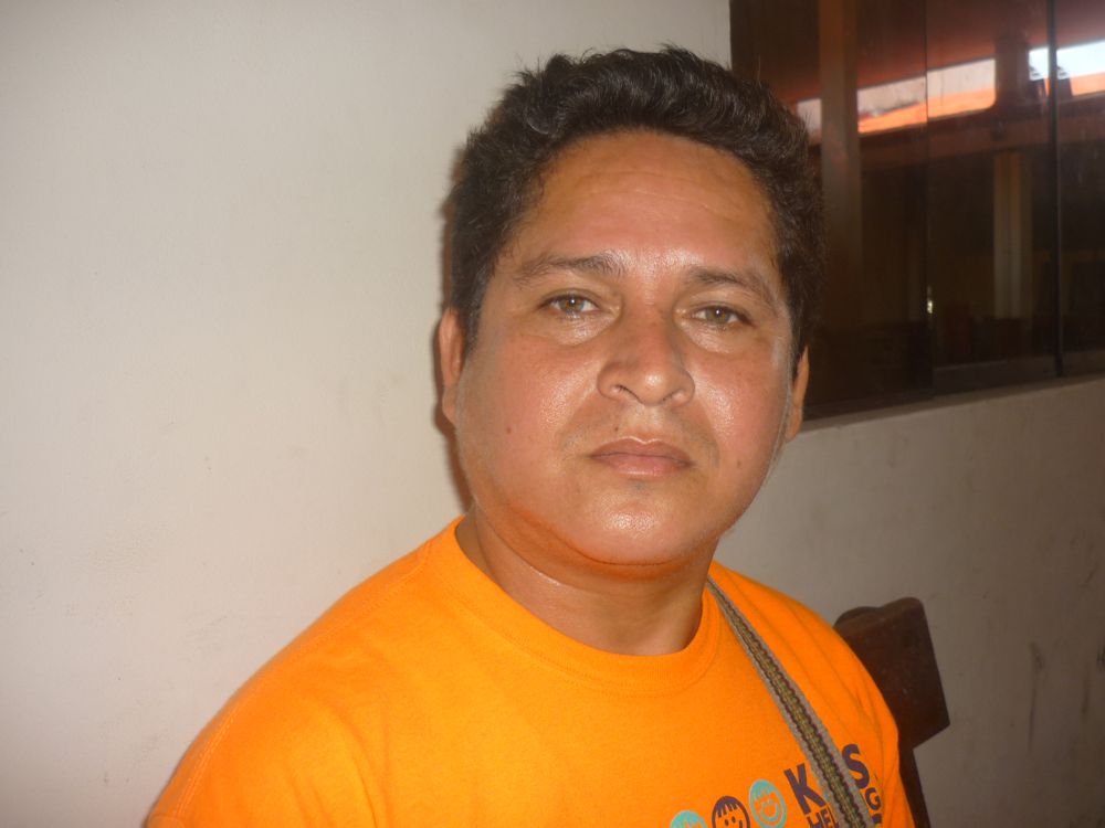 Prof. César Coral, integrante de la comisión reorganizadora del FPL.