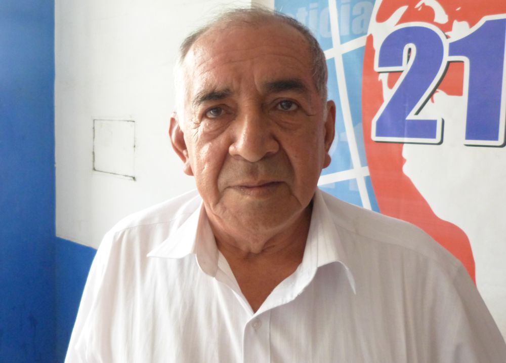 Prof. Eulogio Lozano, supervisor de la oficina descentralizada de la Derrama Magisterial.