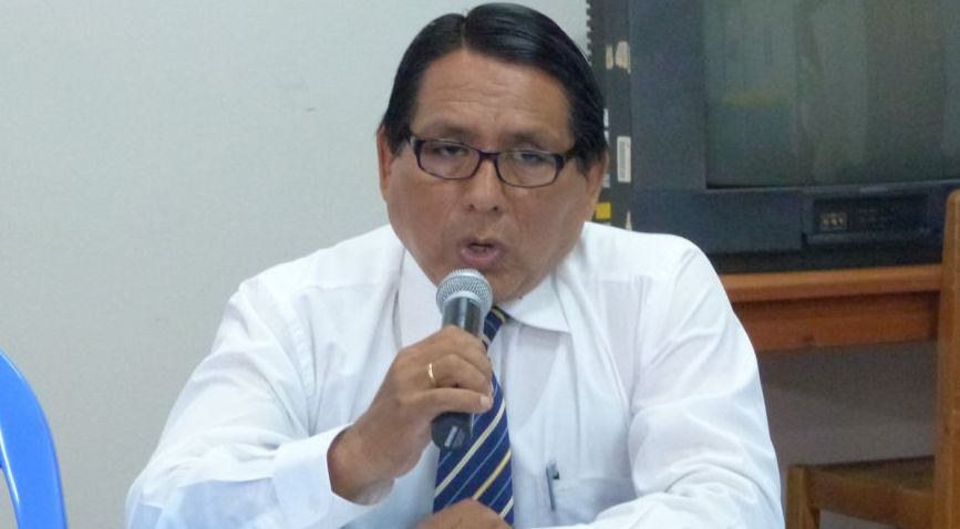 Actual asesor legal de Electro Oriente, ex juez, Hugo Albornoz Campos.