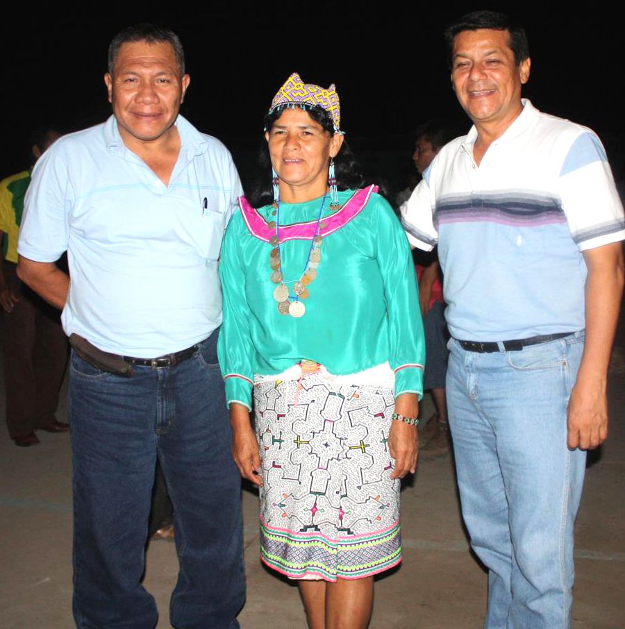 alcaldesa delegada de Paoyan y alcaldes provincial y distrital