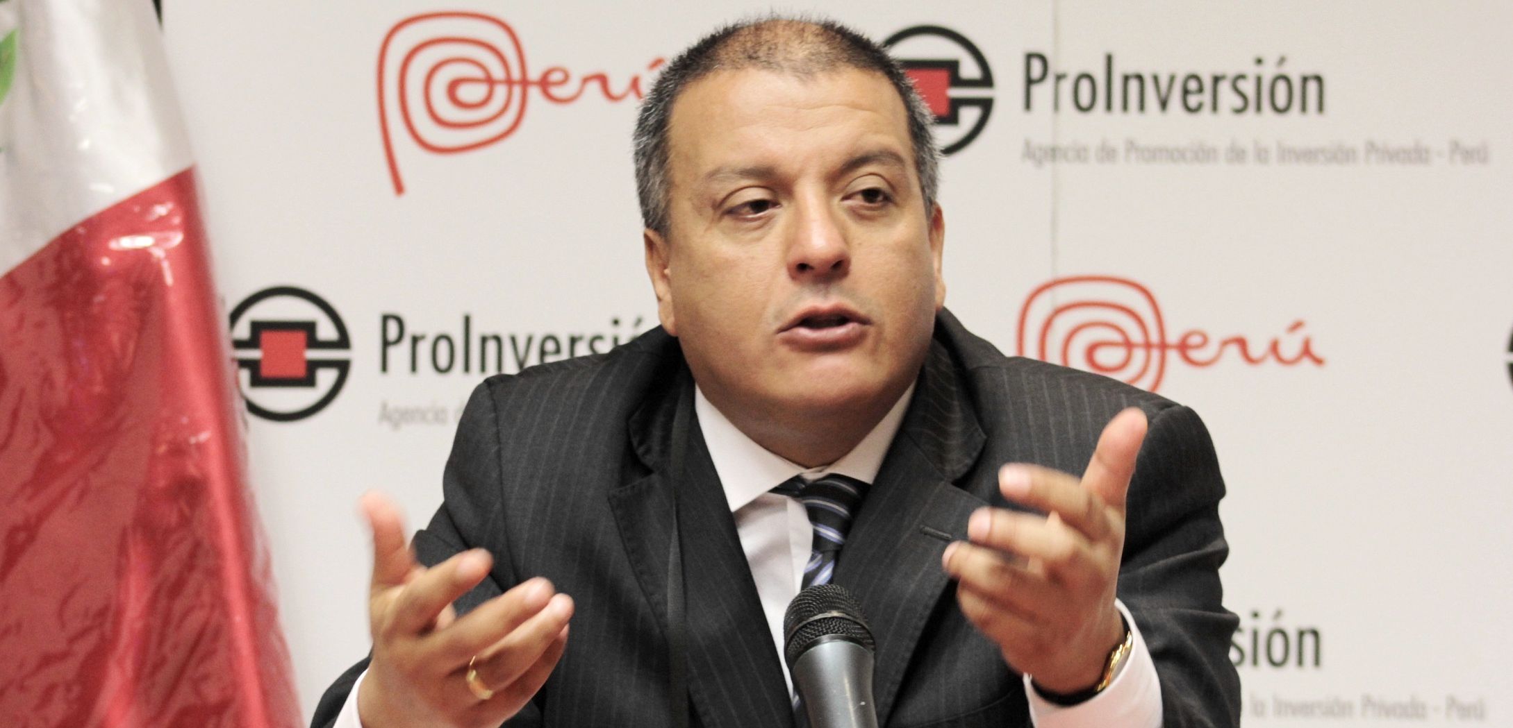 Ministro de Transportes y Comunicaciones del Perú, Carlos Paredes Rodríguez.