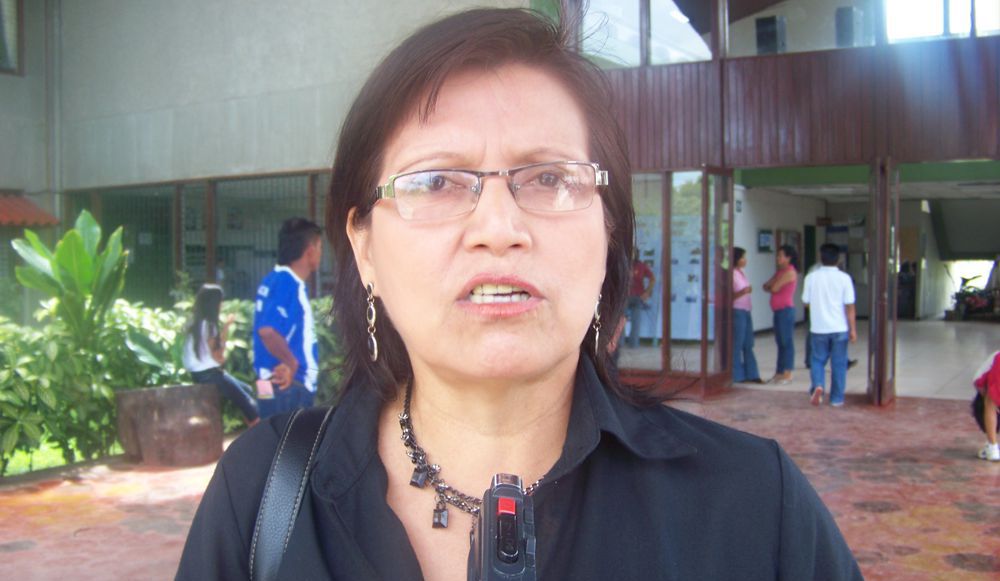 Ex directora de la DRE Loreto, Efrocina Gonzales, hizo algunas precisiones sobre lo vivido durante su gestión.