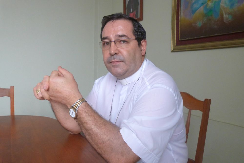 Obispo de Loreto Miguel Olaortúa, se pronuncia sobre fenómeno de la Virgen María en Nauta.