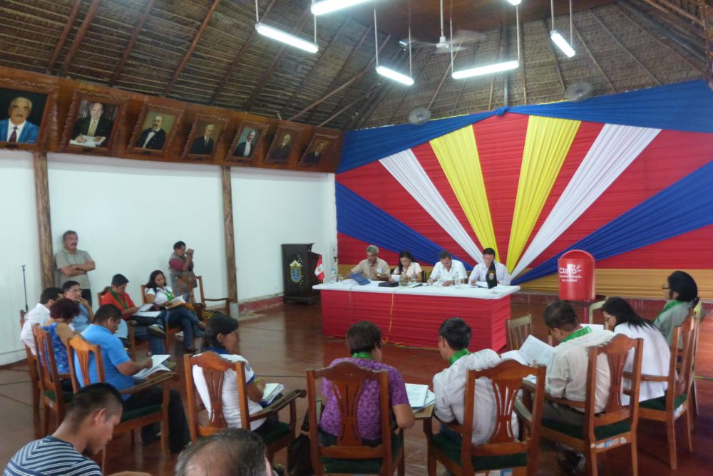 Regidores de la Municipalidad se reunieron para tratar diversos temas con la alcaldesa.