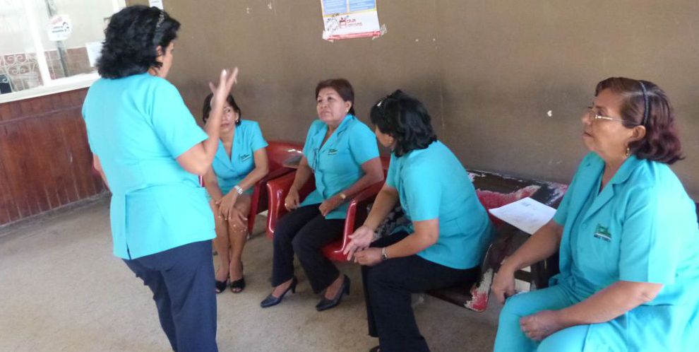 Jefa del Departamento de Enfermería Lic. Beatriz López y colegas acataron paro decretado por el Cuerpo Médico del Hospital Regional.