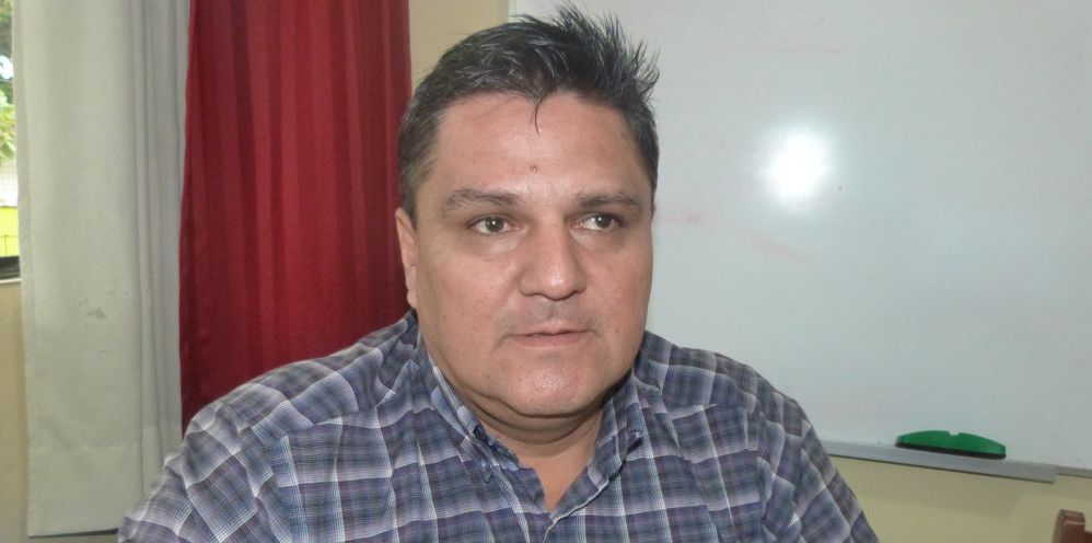 Consejero regional Luis Gastelú, habla del tema petrolero en Requena.