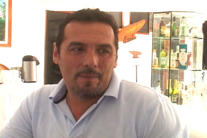 Dario Ugarte Pareja, funcionario del Ministerio de Educación