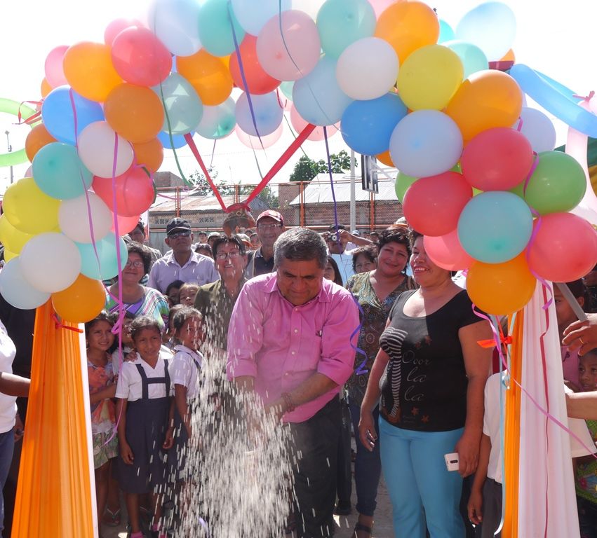 Inauguración de losa deportiva