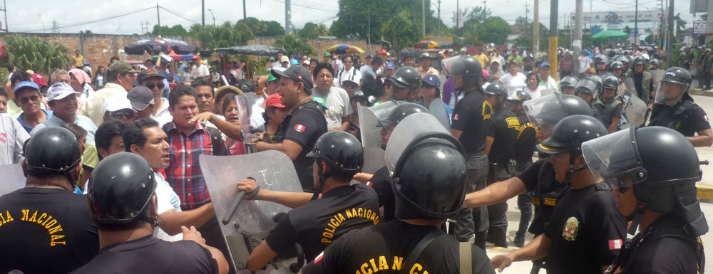 Gorel no recibió a dirigencia. Malestar de dirigentes no se hizo esperar en la puerta del gobierno regional.