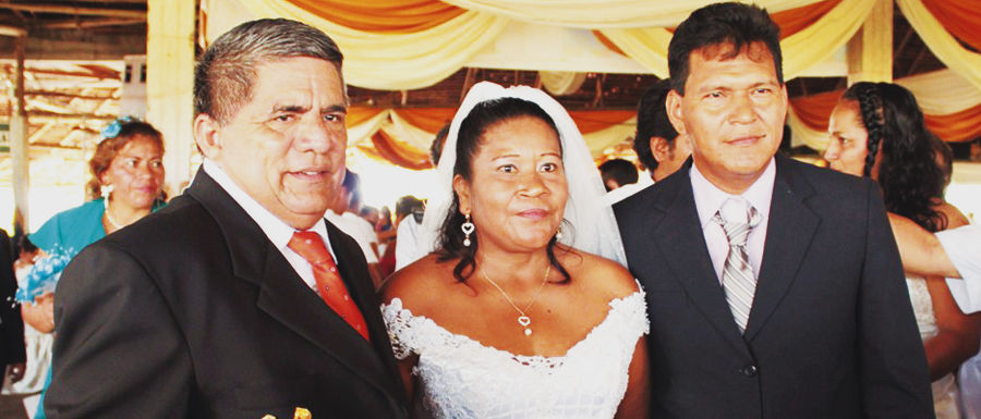 Matrimonio masivo en San Juan