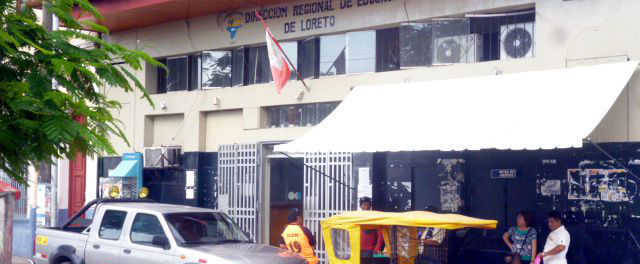 Frontis de la Dirección Regional de Educación de Loreto