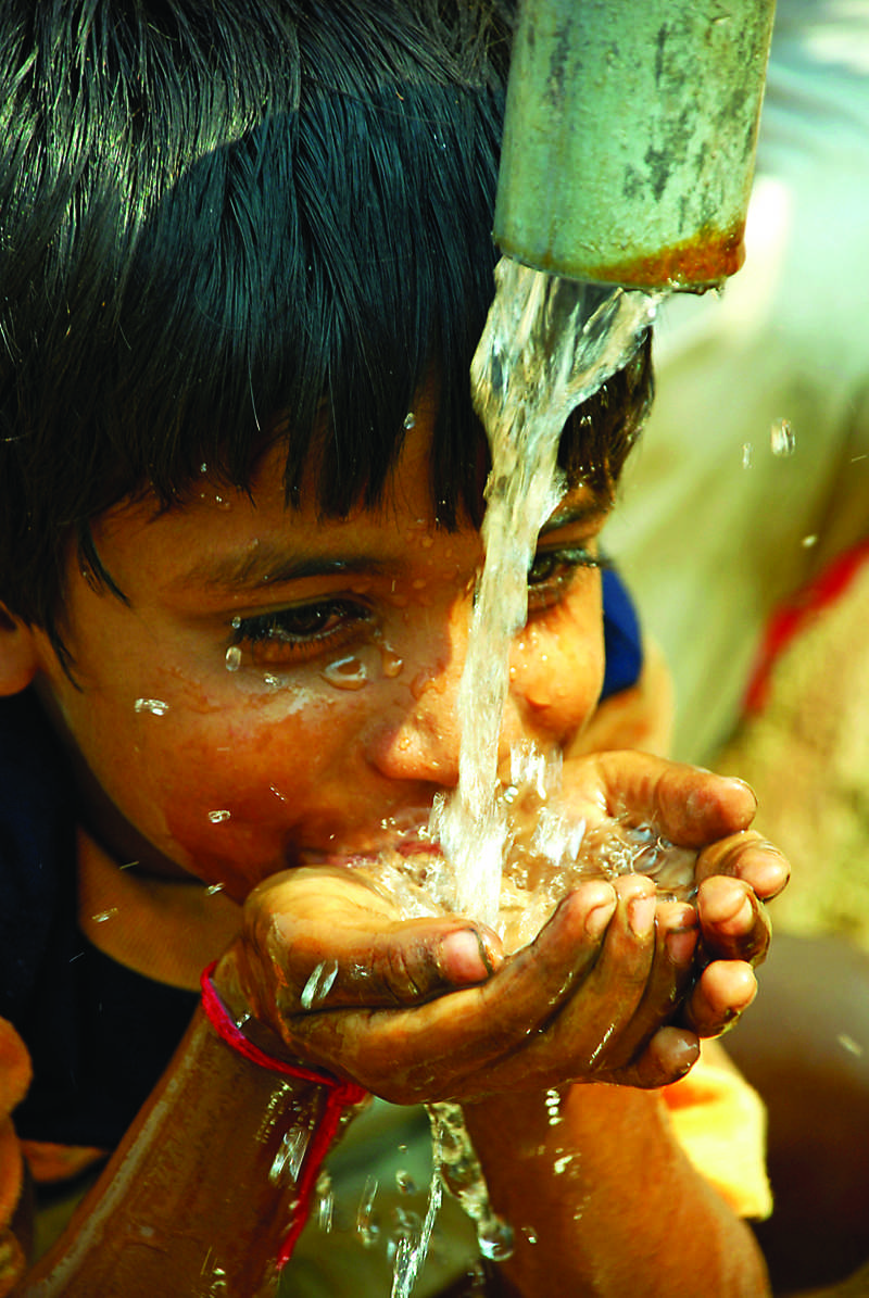 Exhortan a la población a no desperdiciar agua potable