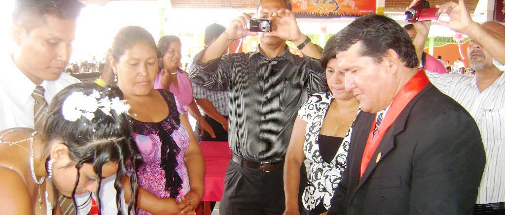 MATRIMONIO COMUNITARIO EN BELEN