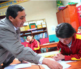 Docentes y colegios de educación intercultural bilingüe ahora cuentan con registro nacional