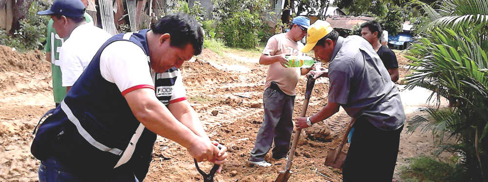 ALCALDE TRABAJANDO POR UN PUEBLO SANO