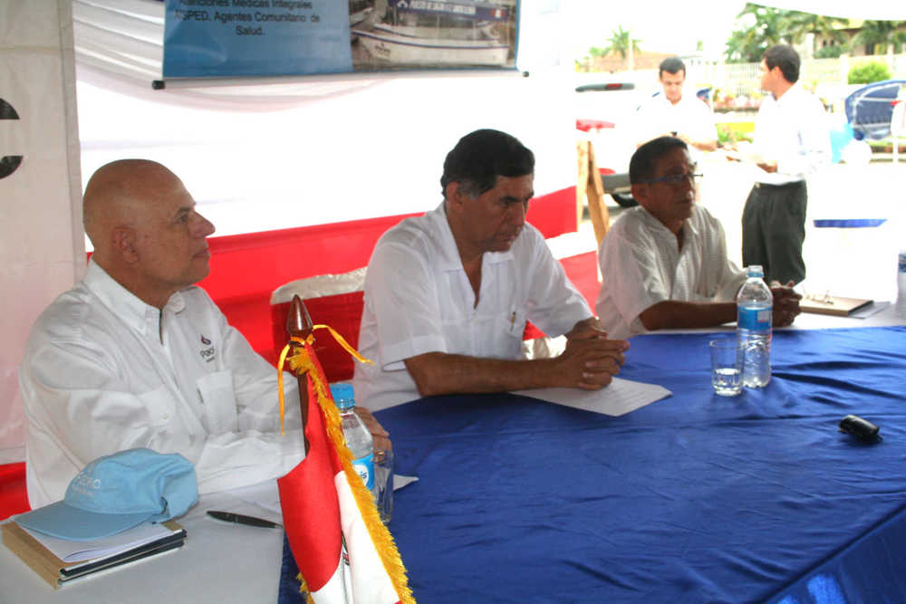 Autoridades de salud estuvieron presentes en donación de deslizadores para el pueblo de Curinga-Requena.