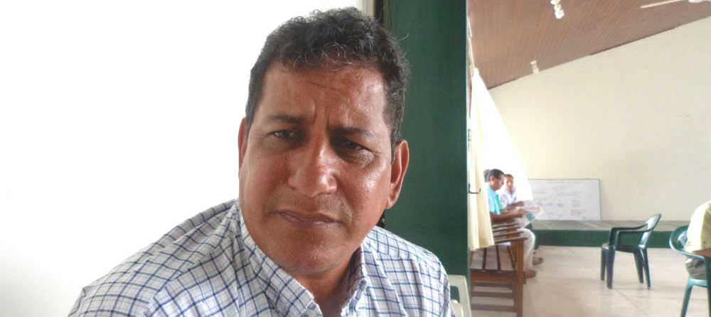 Consejero regional Carlos Vela