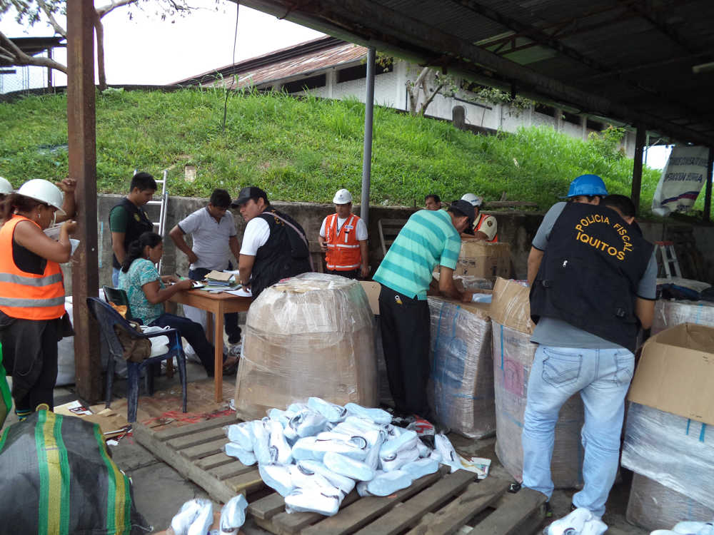 Incautan zapatillas bamba