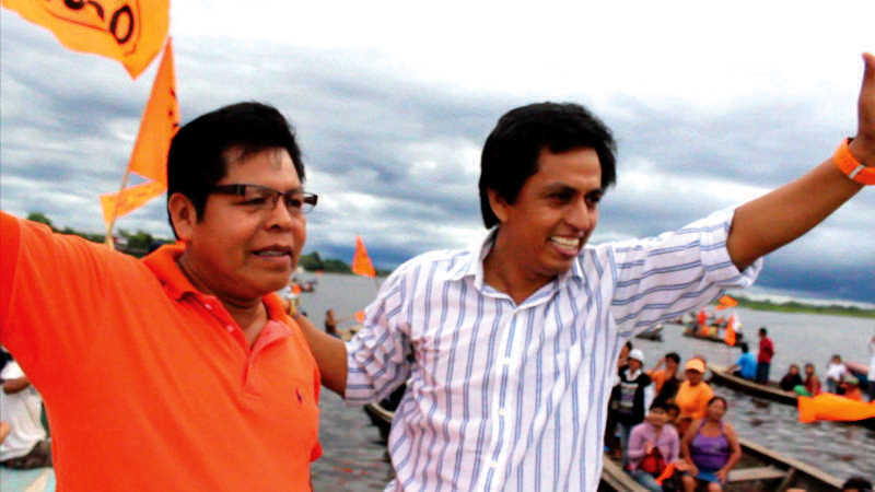 Caravana de botes y canoas recibió al líder del MIL