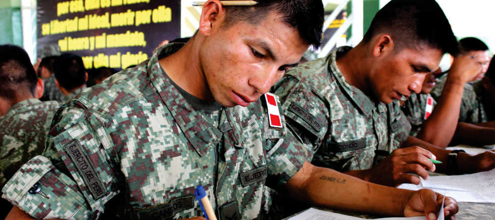 112 Licenciados de las Fuerzas Armadas estudiarán en el Senati