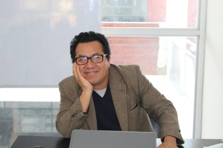 El desafío de enseñar en tiempos de desinformación