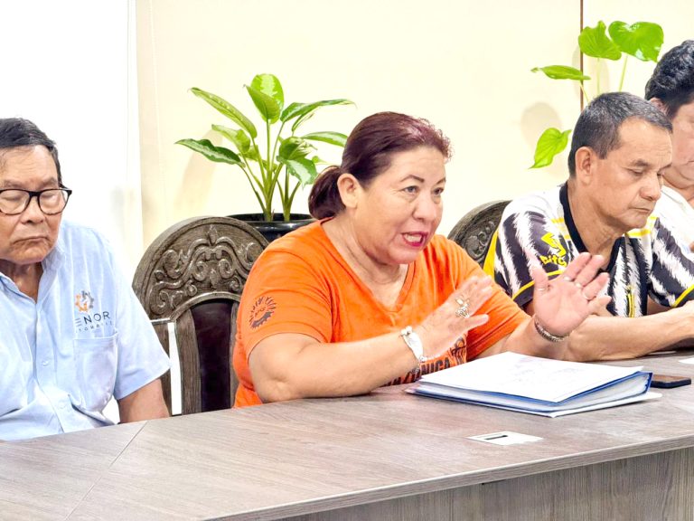 Coordinan reubicación del mercado Villa Olímpica para construir el nuevo COAR Loreto