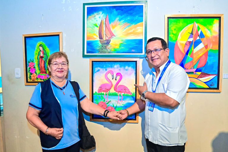 Exposición pictórica por 30 aniversario del Centro del Adulto Mayor