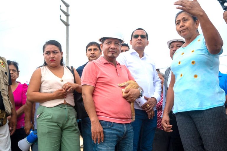 René Chávez supervisa obra de la avenida Guardia Civil que registra 98 % de avance